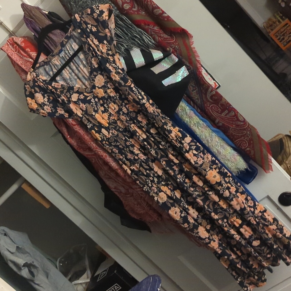 Summer sun dress v-neck